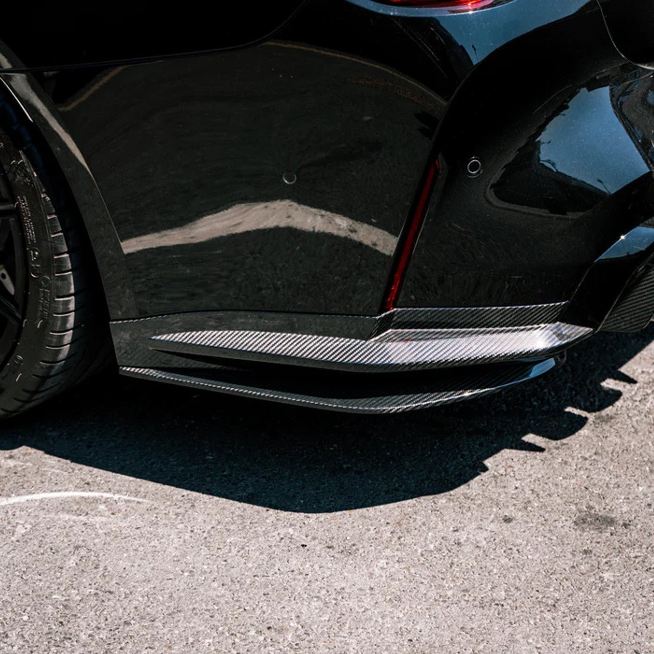 DynaCarbon™️ Carbon MHC Type Rear Splitter for BMW G80 G82 M3 M4 2021-2026