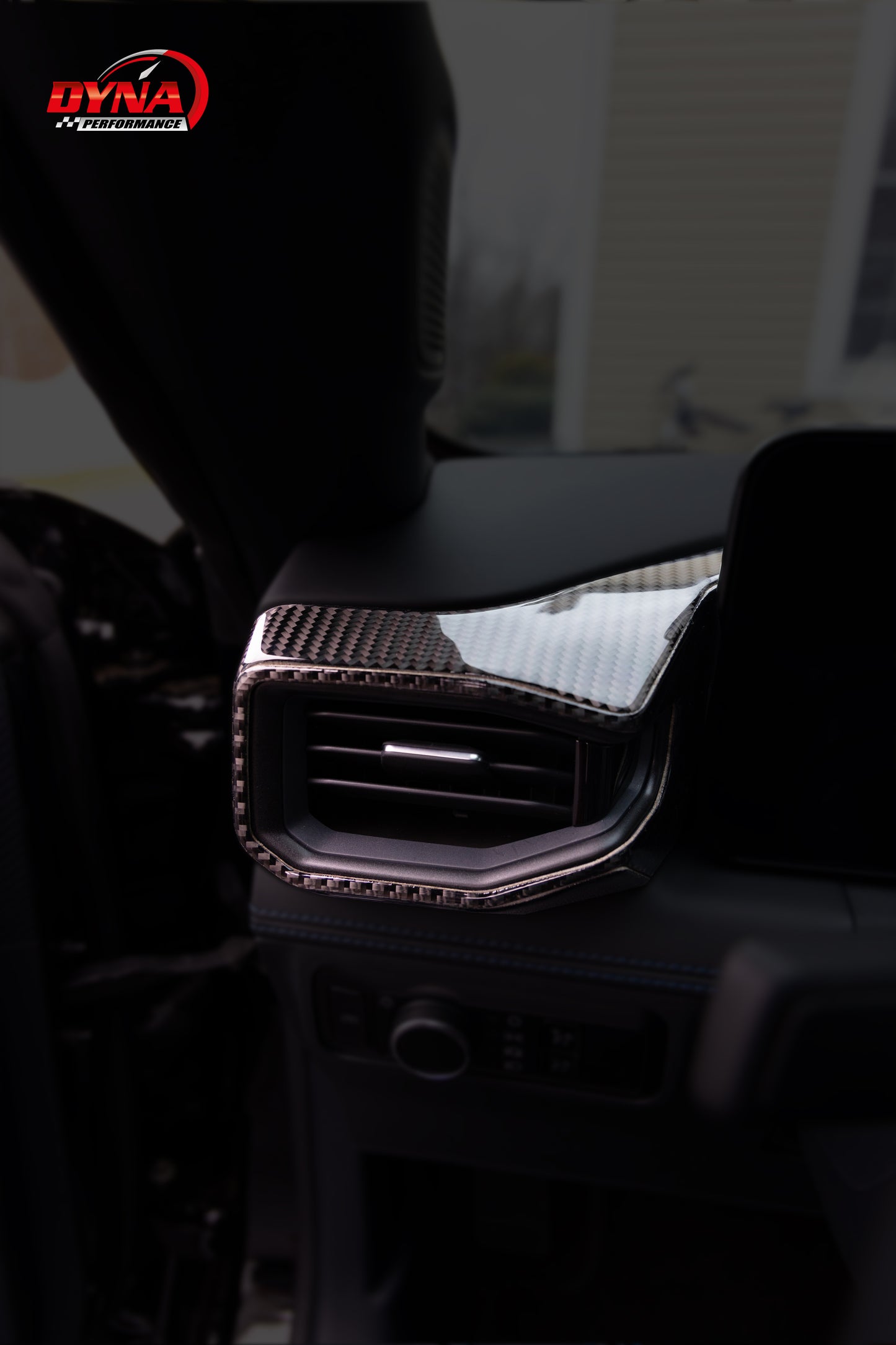 DynaCarbon™ Carbon Driver and Passenger Trims for Ford Mustang 2024