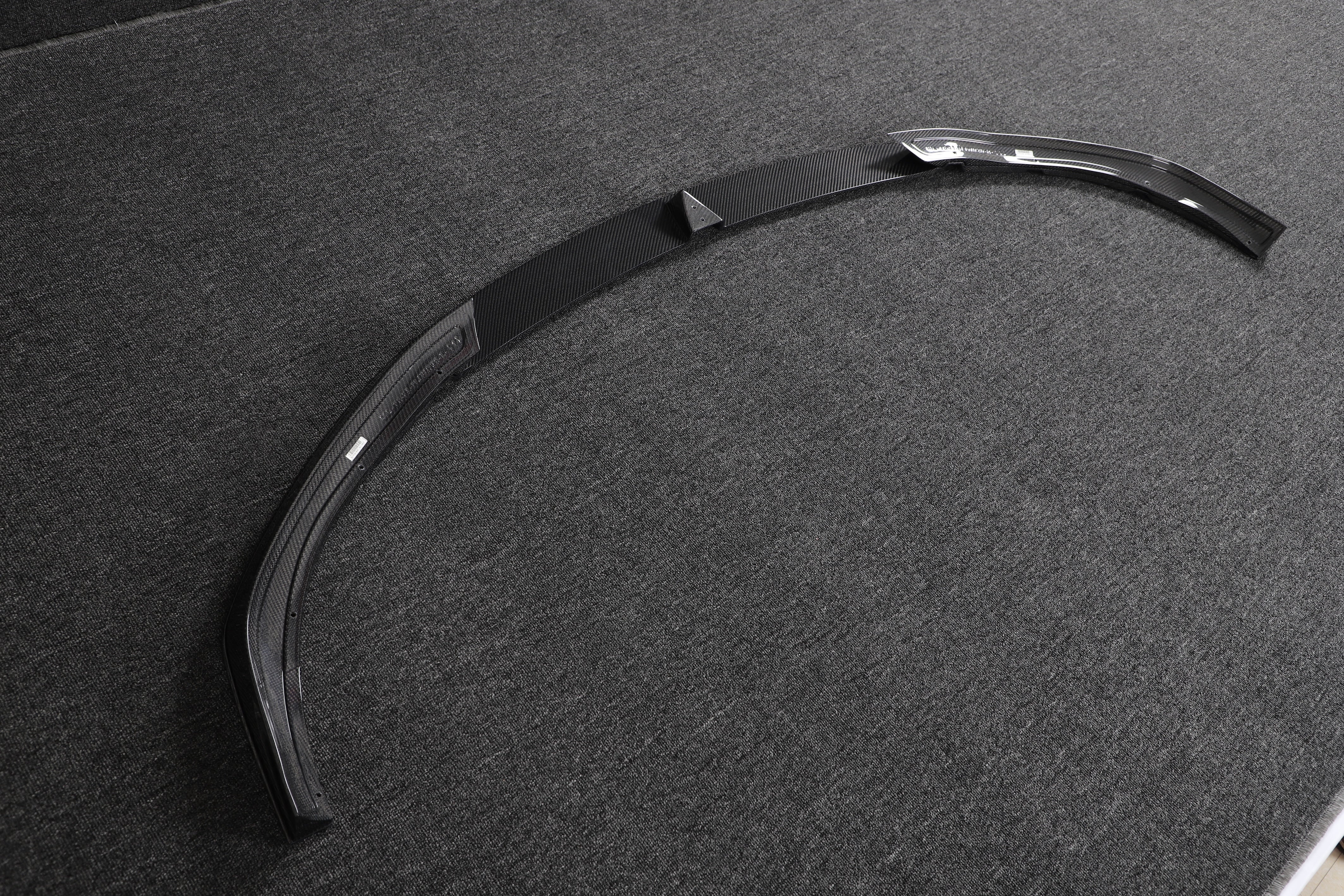 DynaCarbon™️ Carbon Front Bumper Lip for Tesla Model S Plaid 2021-2023