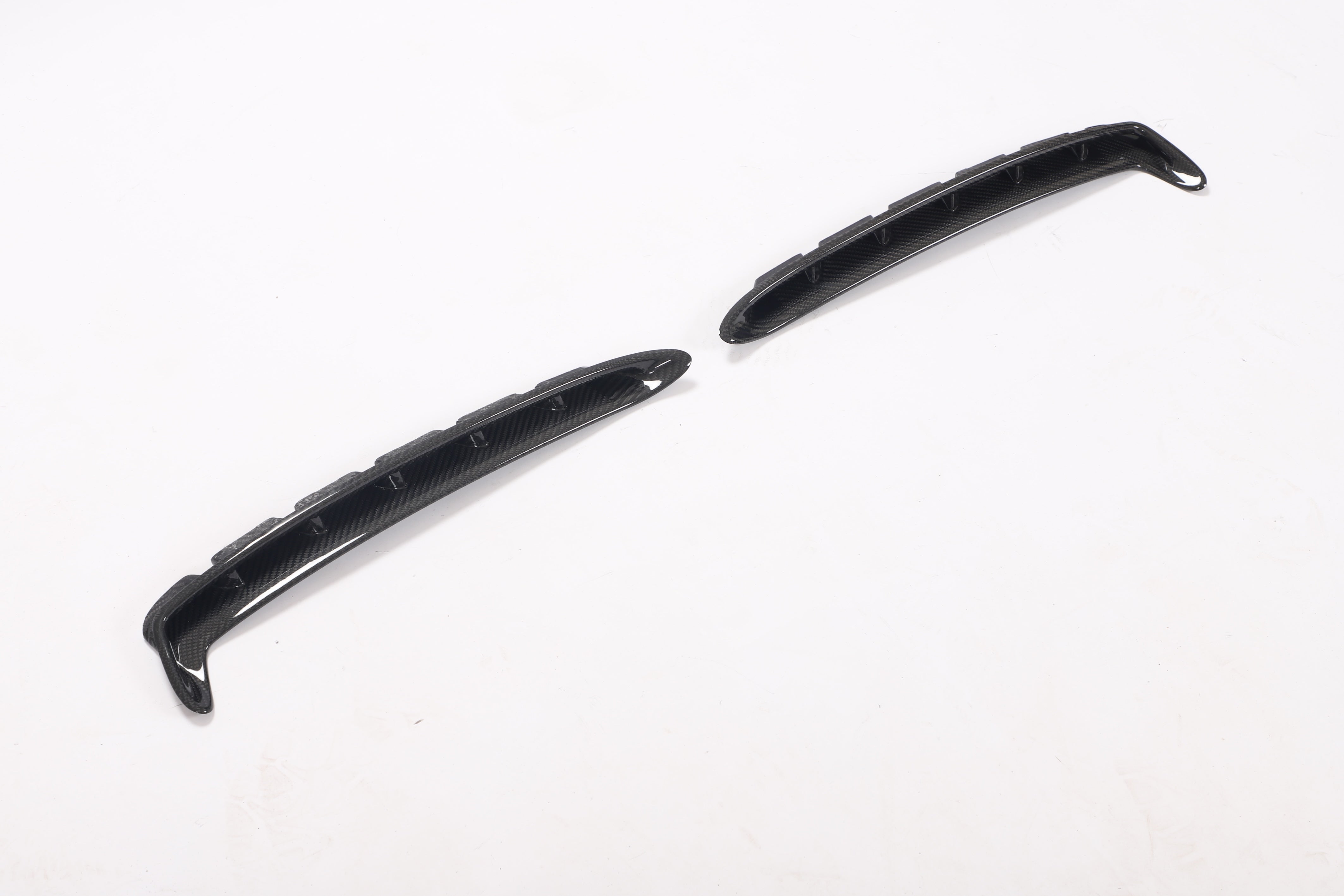 DynaCarbon™️ Carbon Fender Vent Air Outlet Trim For Ford Mustang (Fits all models) 2018-2023