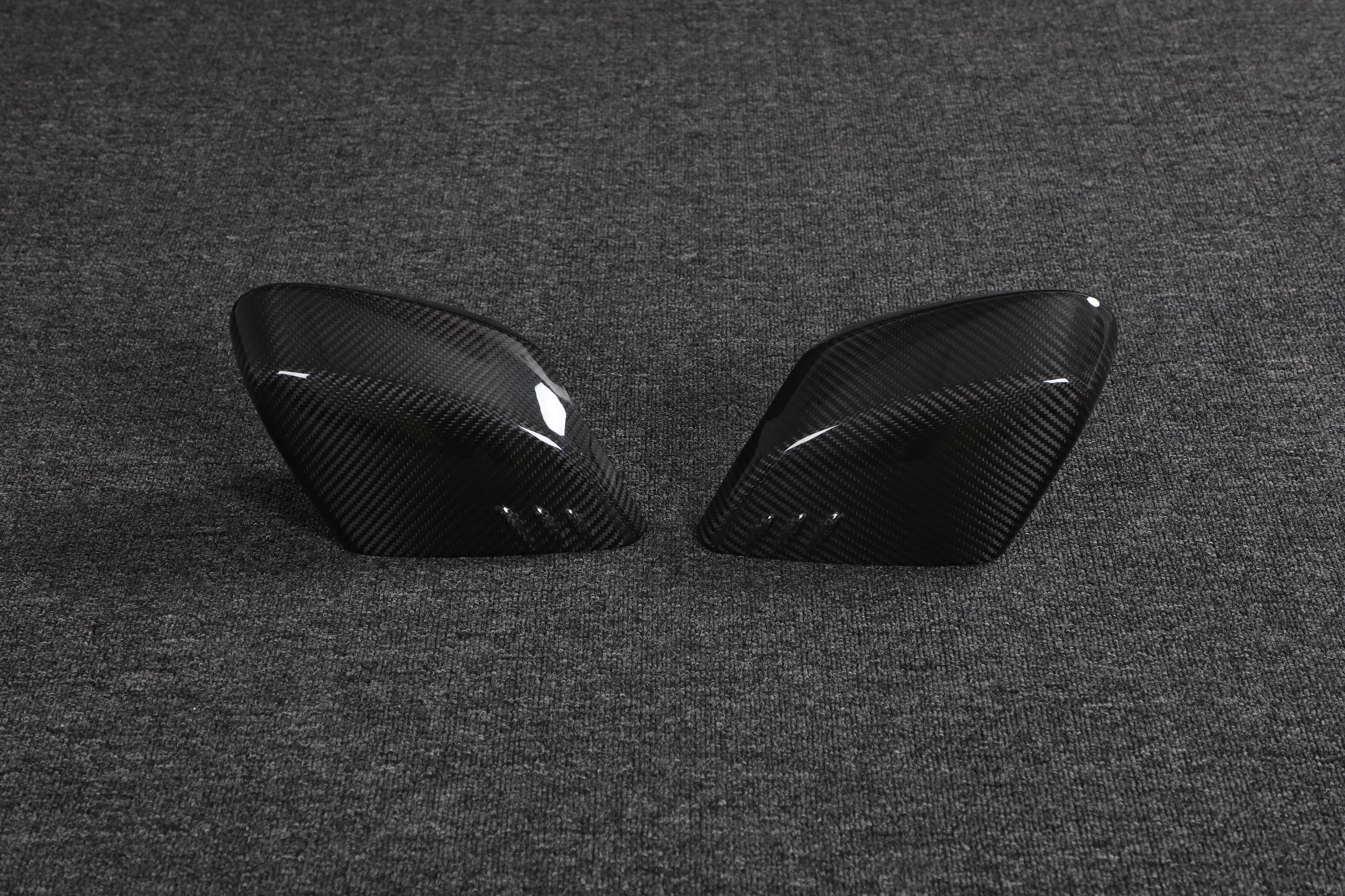 DynaCarbon™️ Carbon Fiber Side Mirror Covers for Chevrolet Corvette C8 2020-2021
