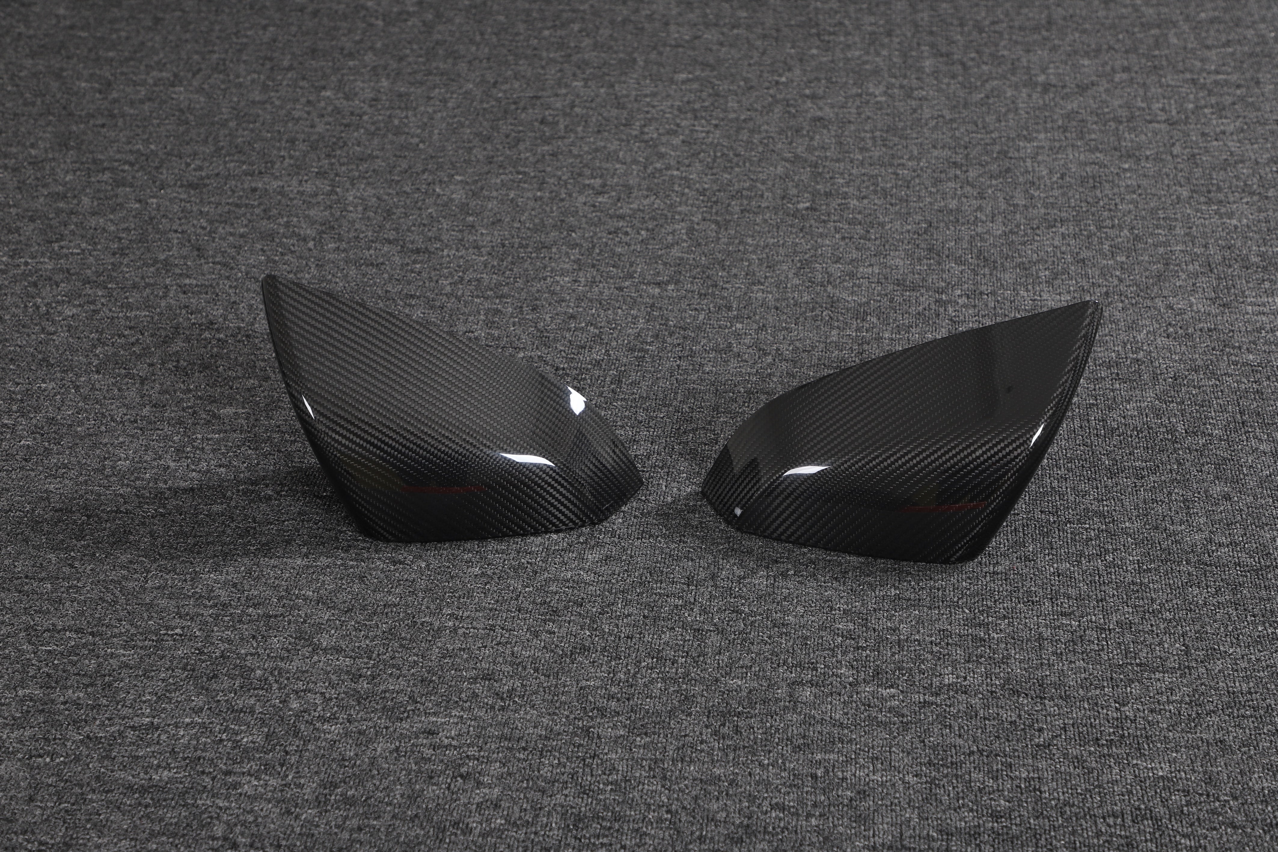 DynaCarbon™️ Carbon Side Mirror Cover for Tesla Model S Plaid 2021-2023