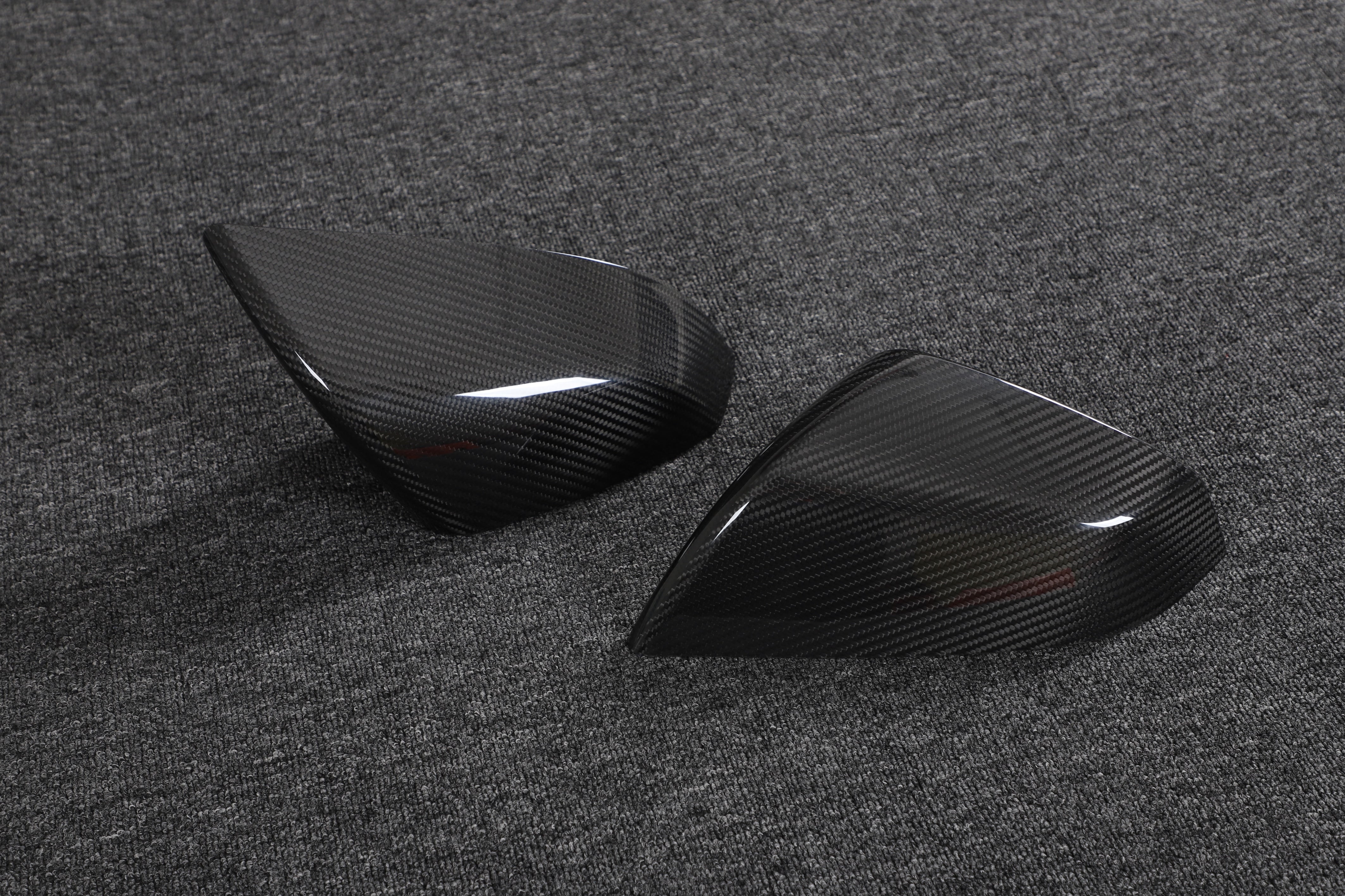 DynaCarbon™️ Carbon Side Mirror Cover for Tesla Model S Plaid 2021-2023