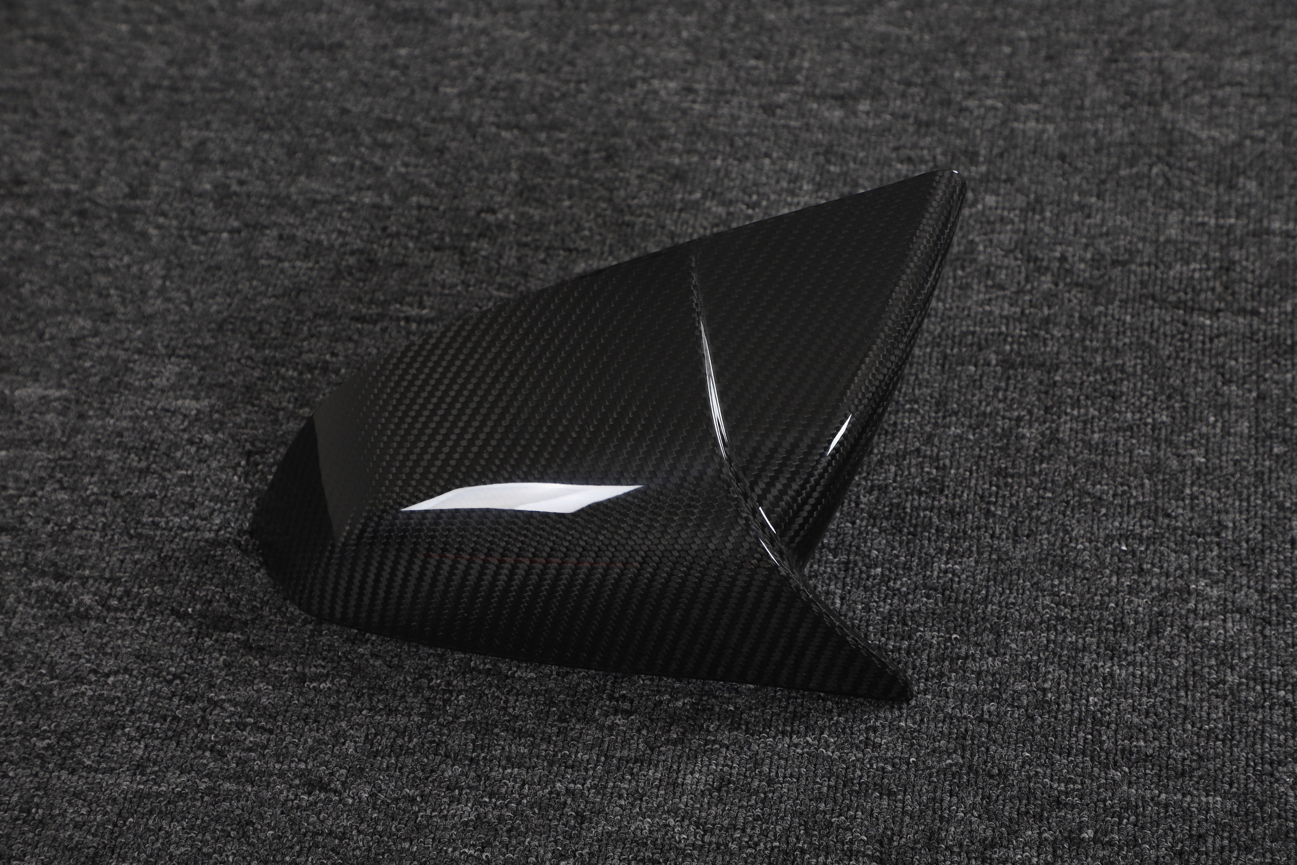 DynaCarbon™️ Carbon Side Mirror Cover for Tesla Model S Plaid 2021-2023