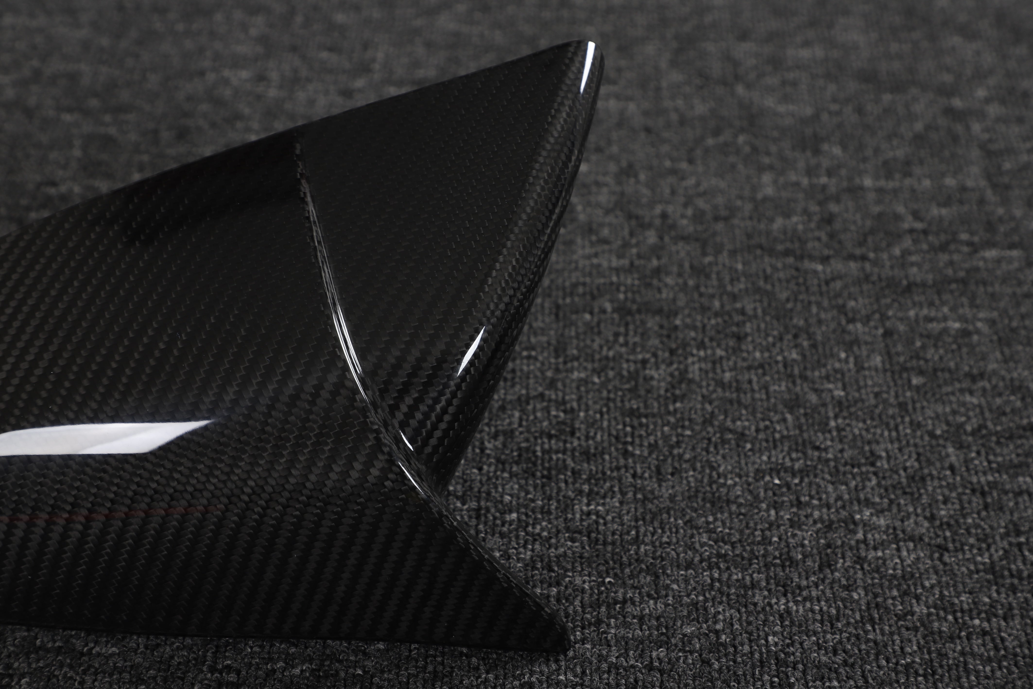 DynaCarbon™️ Carbon Side Mirror Cover for Tesla Model S Plaid 2021-2023