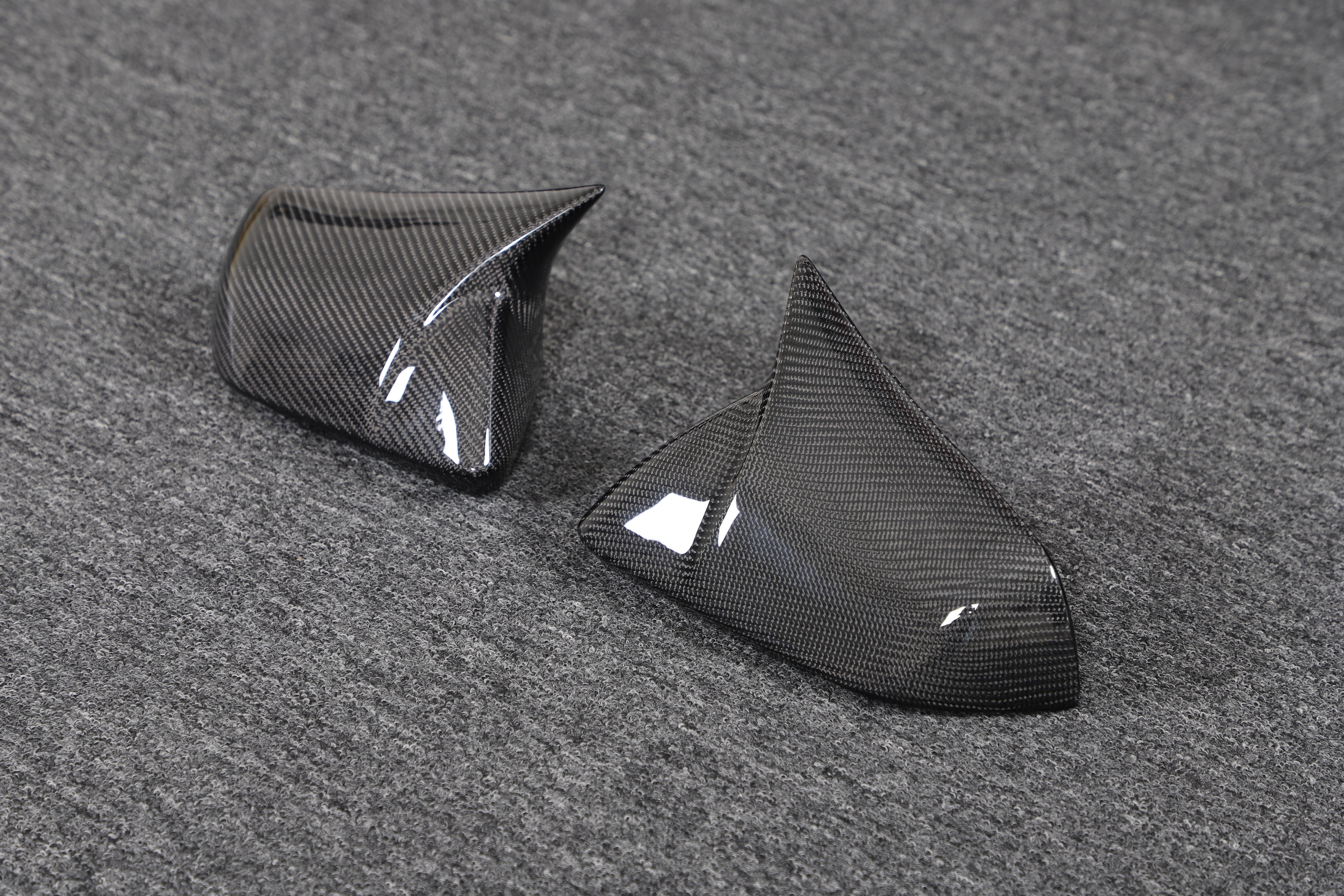 DynaCarbon™️ Carbon Side Mirror Cover WITH Lane Assist for Ford Mustang 2015-2023