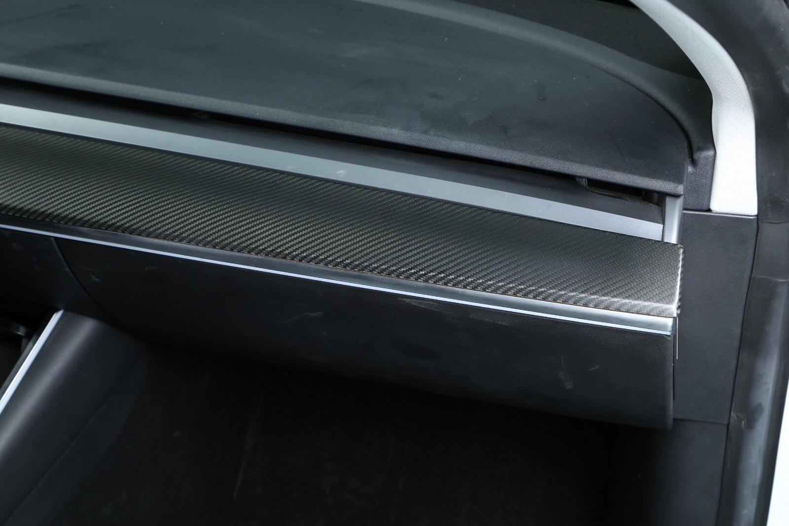 DynaCarbon™ 2 PCS Hard Carbon Fiber Dashboard Trim Kit for Tesla Model 3/Y 2017-2023 in Matte Carbon