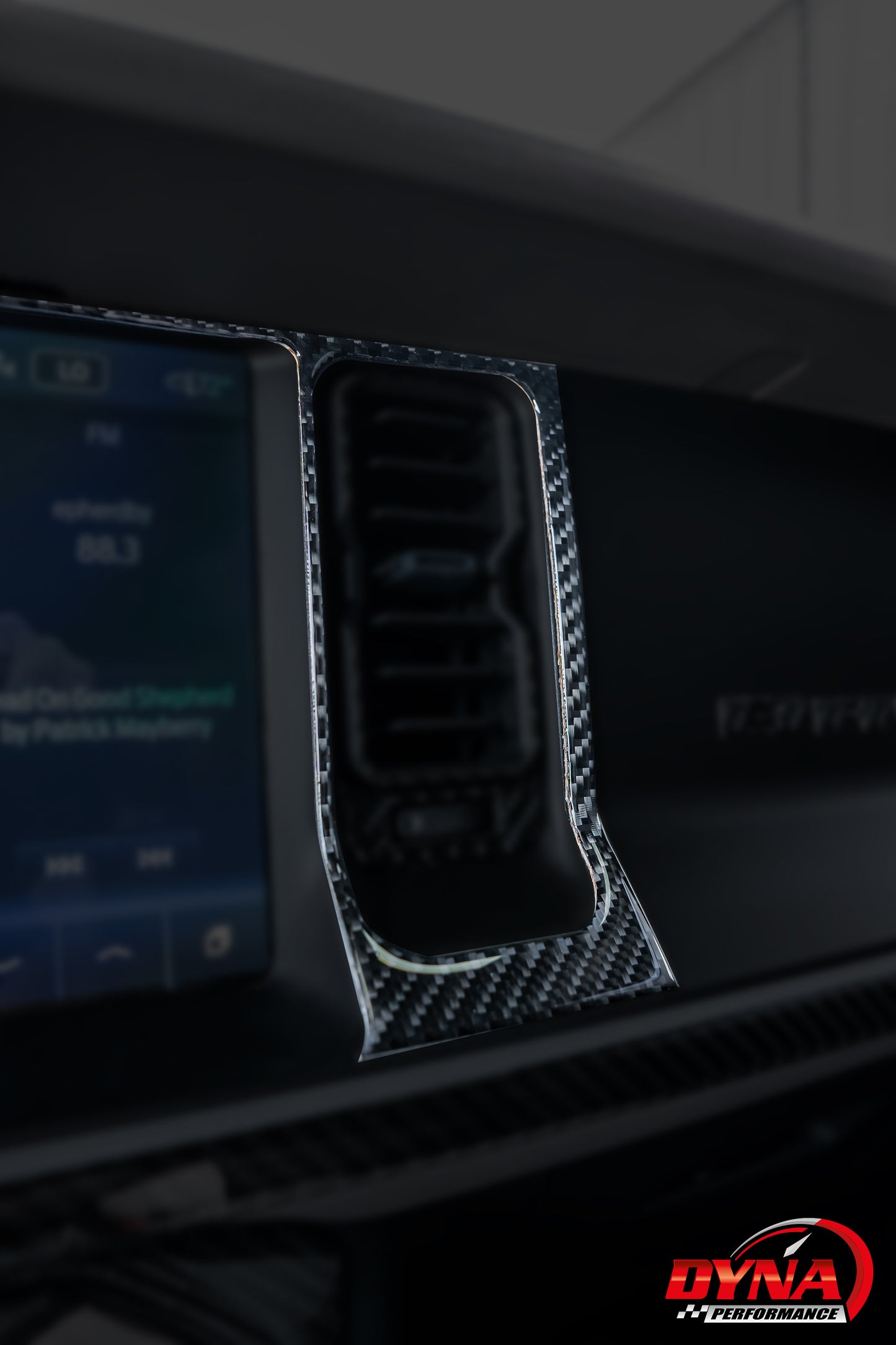 DynaCarbon™️ Carbon Multimedia Screen for Ford Bronco 2021-up