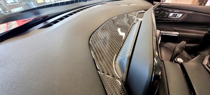 DynaCarbon™ Carbon Behind Screen trim for Ford Mustang 2024-2026