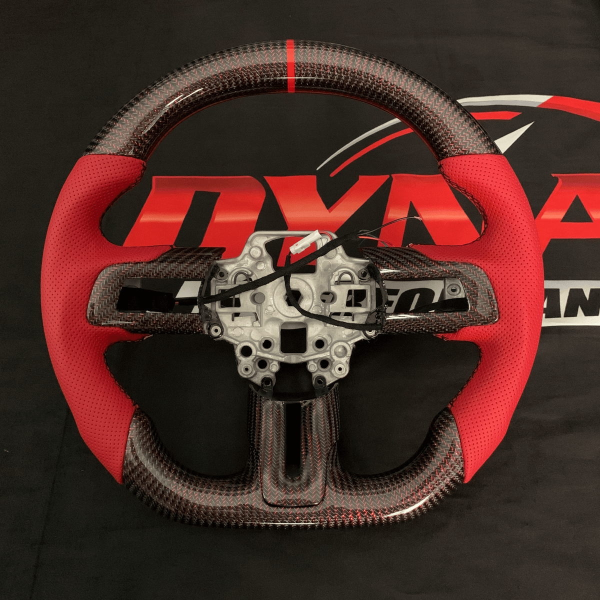 The Advantages of Custom Carbon Fiber Steering Wheels