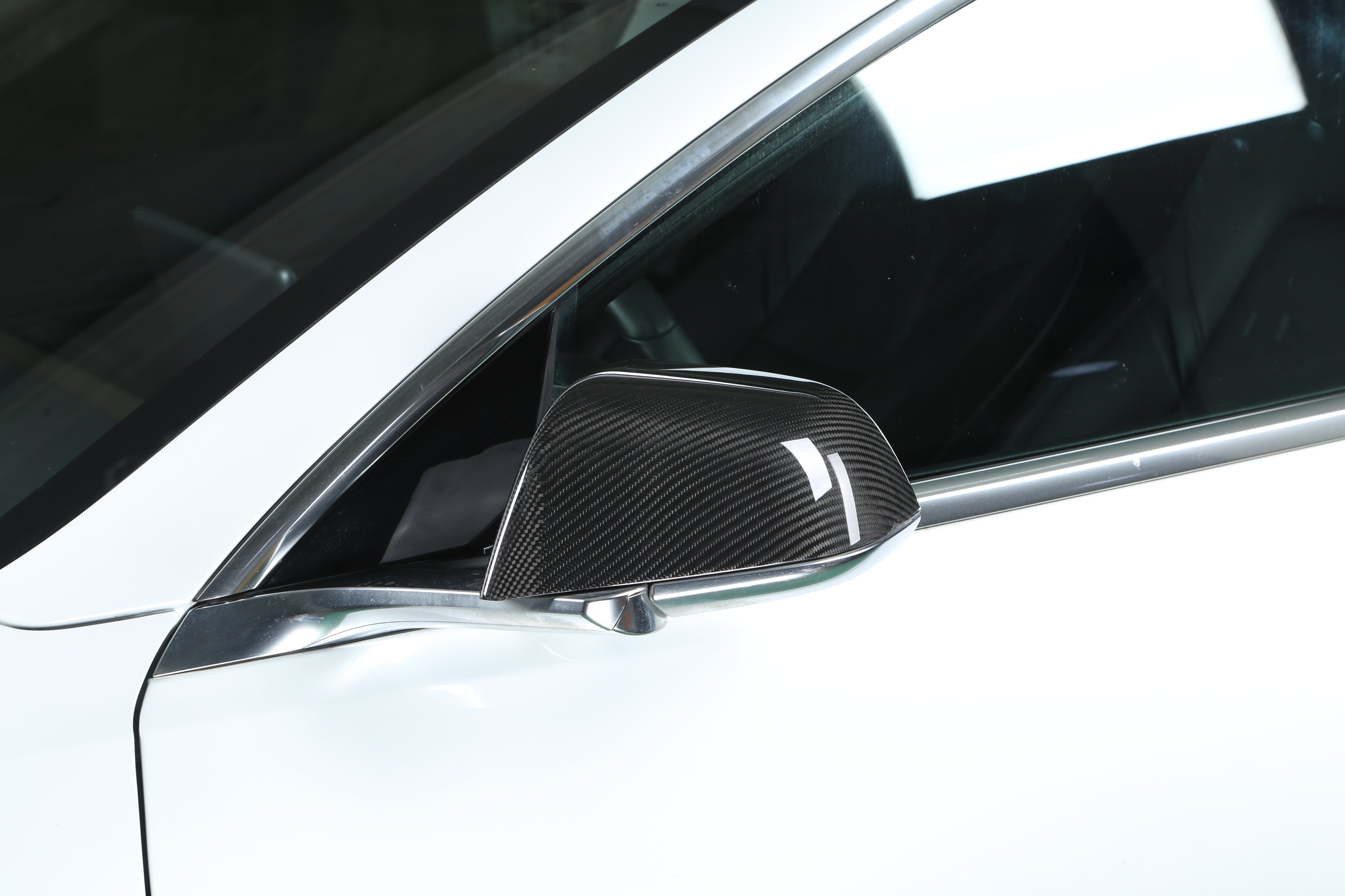 DynaCarbon™ 2 PCS Hard Carbon Fiber Side Mirror Trim Kit for Tesla Model Y 2017-2023