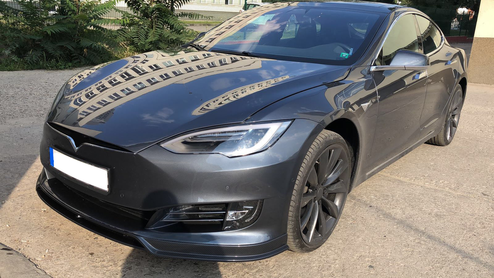 DynaCarbon™️ Carbon Front Lip for Tesla Model S 2016-2017