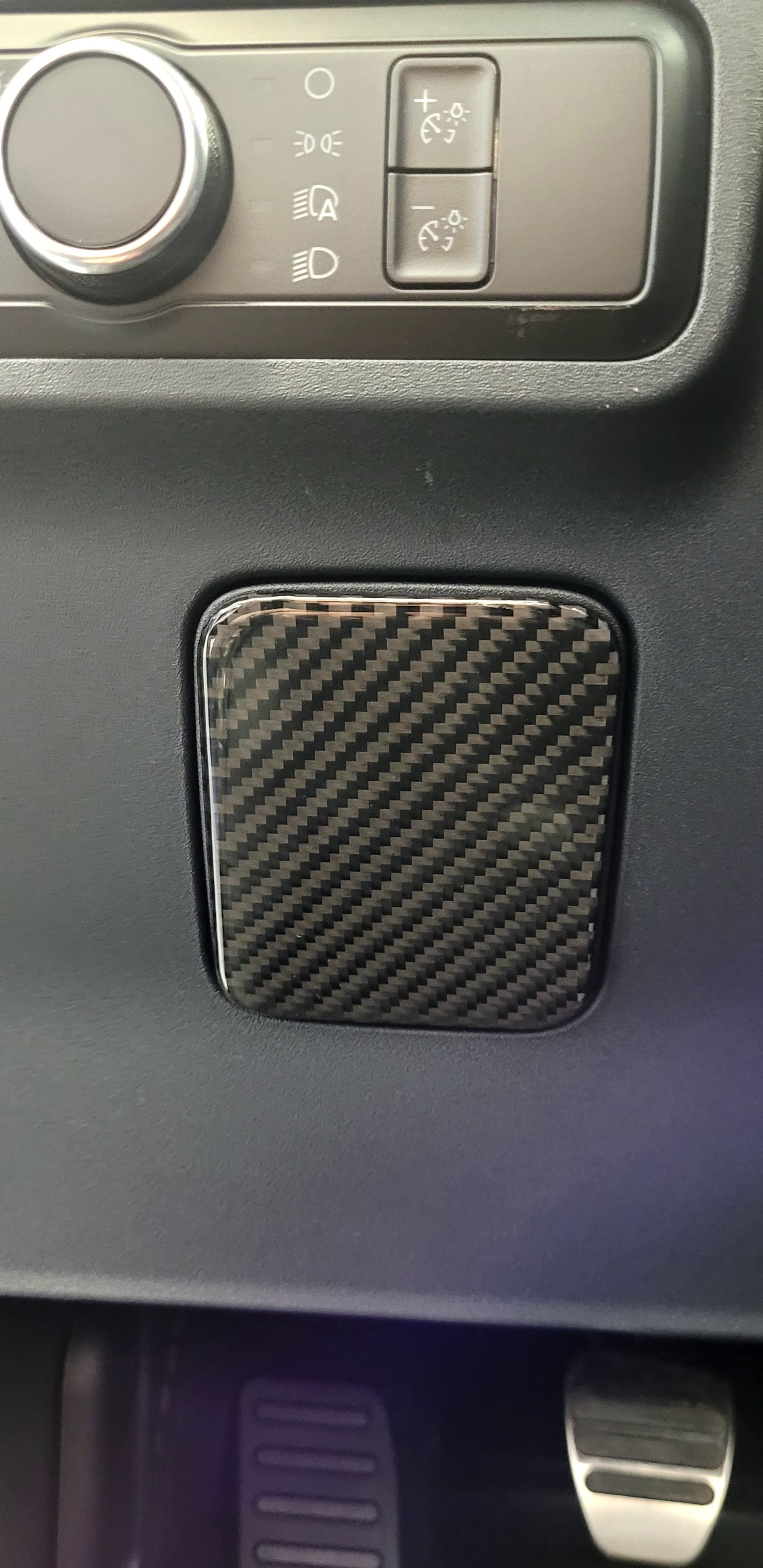 DynaCarbon™ Carbon Storage Box for Ford Mustang 2024-2026