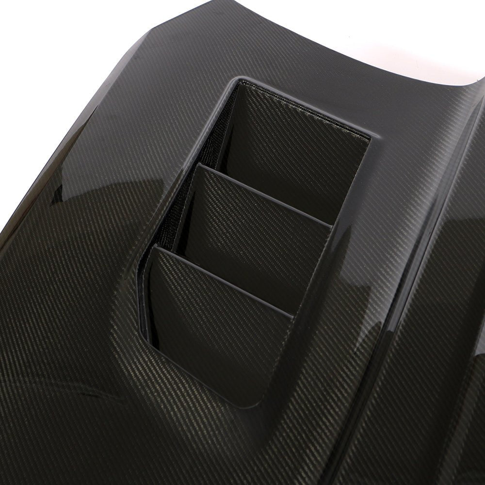 DynaCarbon™️ Carbon Fiber Engine Hood for Chevrolet Camaro 2016-2018