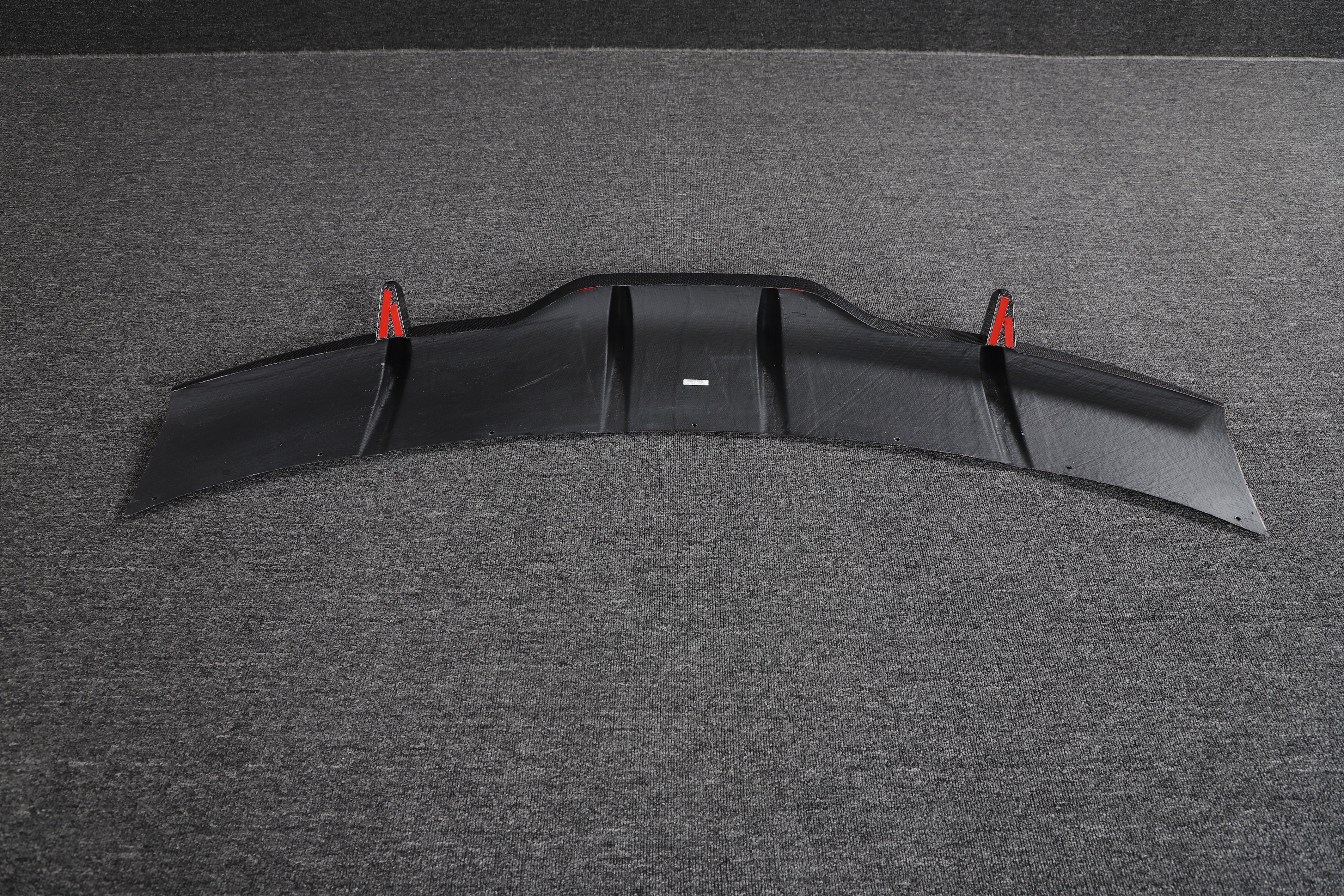 DynaCarbon™️ Carbon Rear Bumper Diffuser for Tesla Model S Plaid 2021-2023