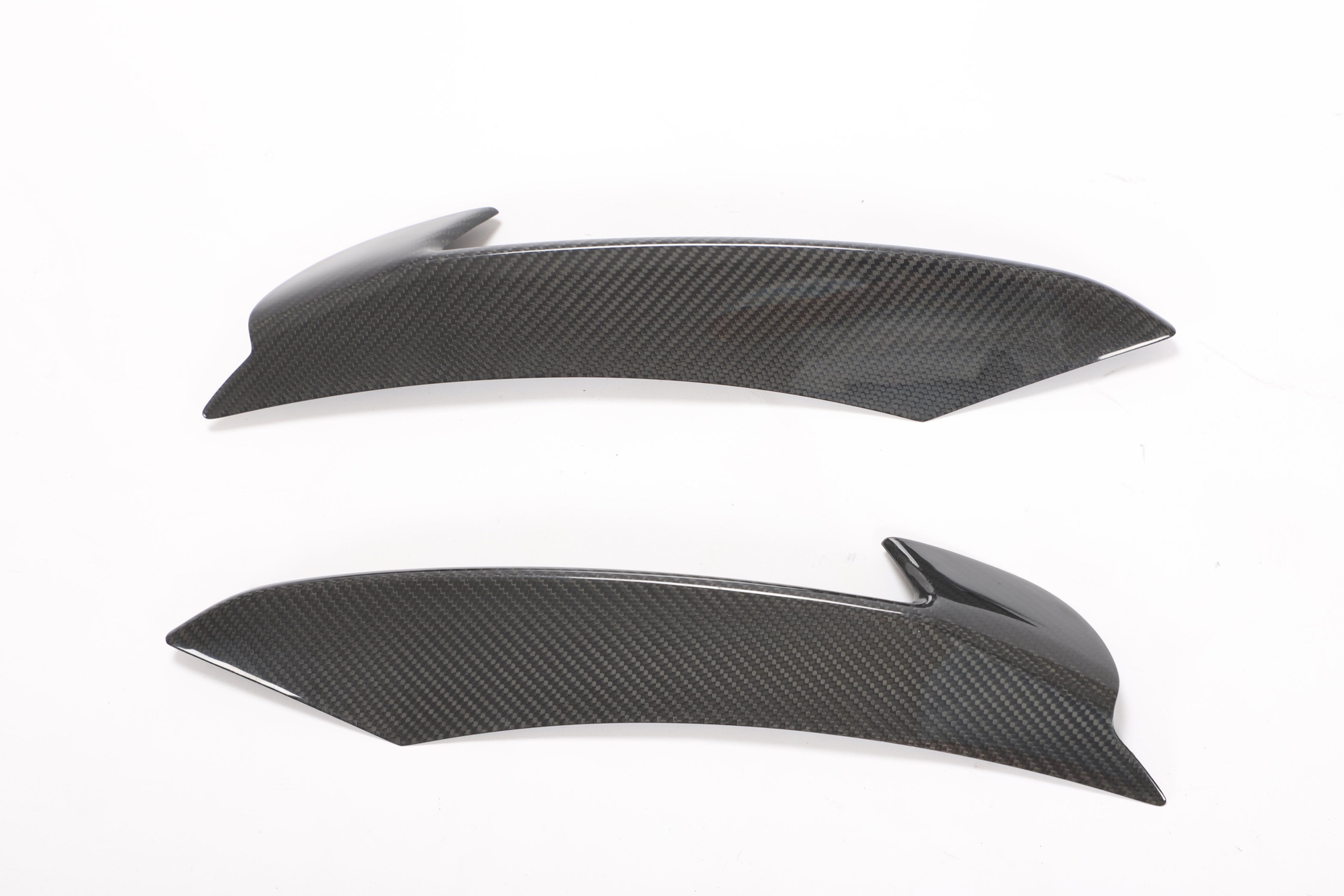DynaCarbon™️ Carbon Headlights Cover for Ford Mustang 2018-2023 (Fits all models)