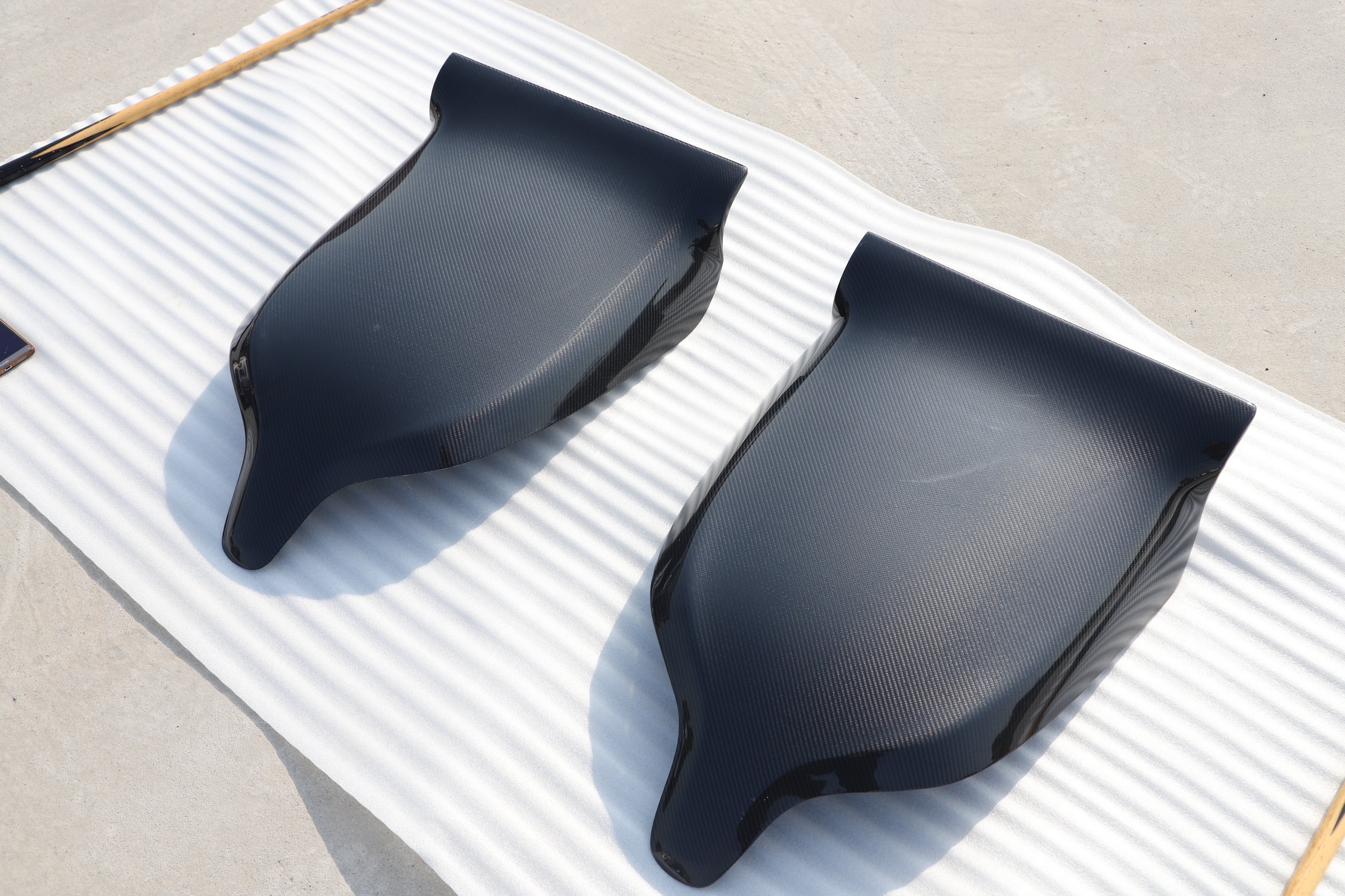 DynaCarbon™️ Carbon Seat Back Cover for Tesla Model X 2017-2019