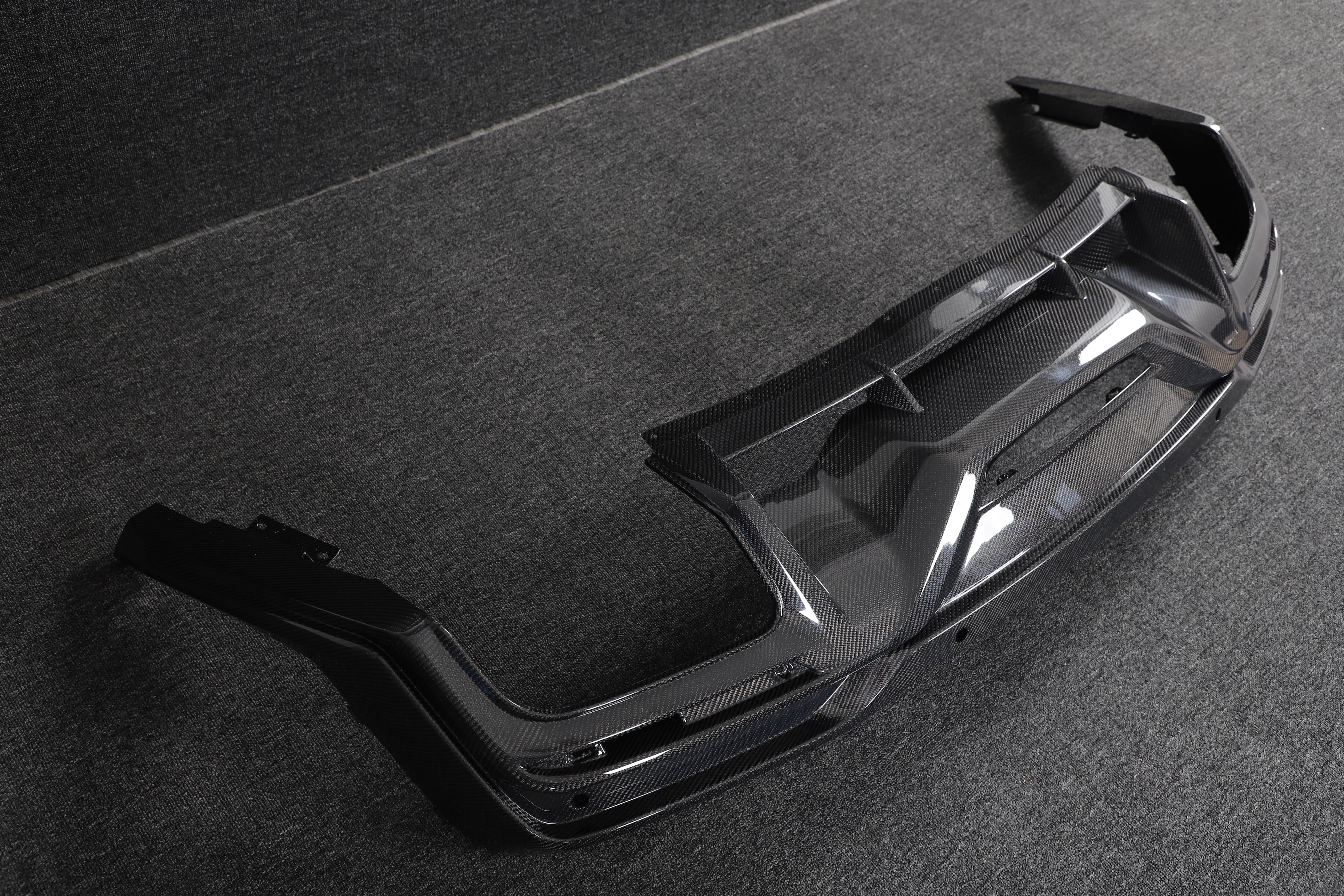 DynaCarbon™️ Carbon Rear Diffuser for Ford Mustang Dark Horse 2024-2026