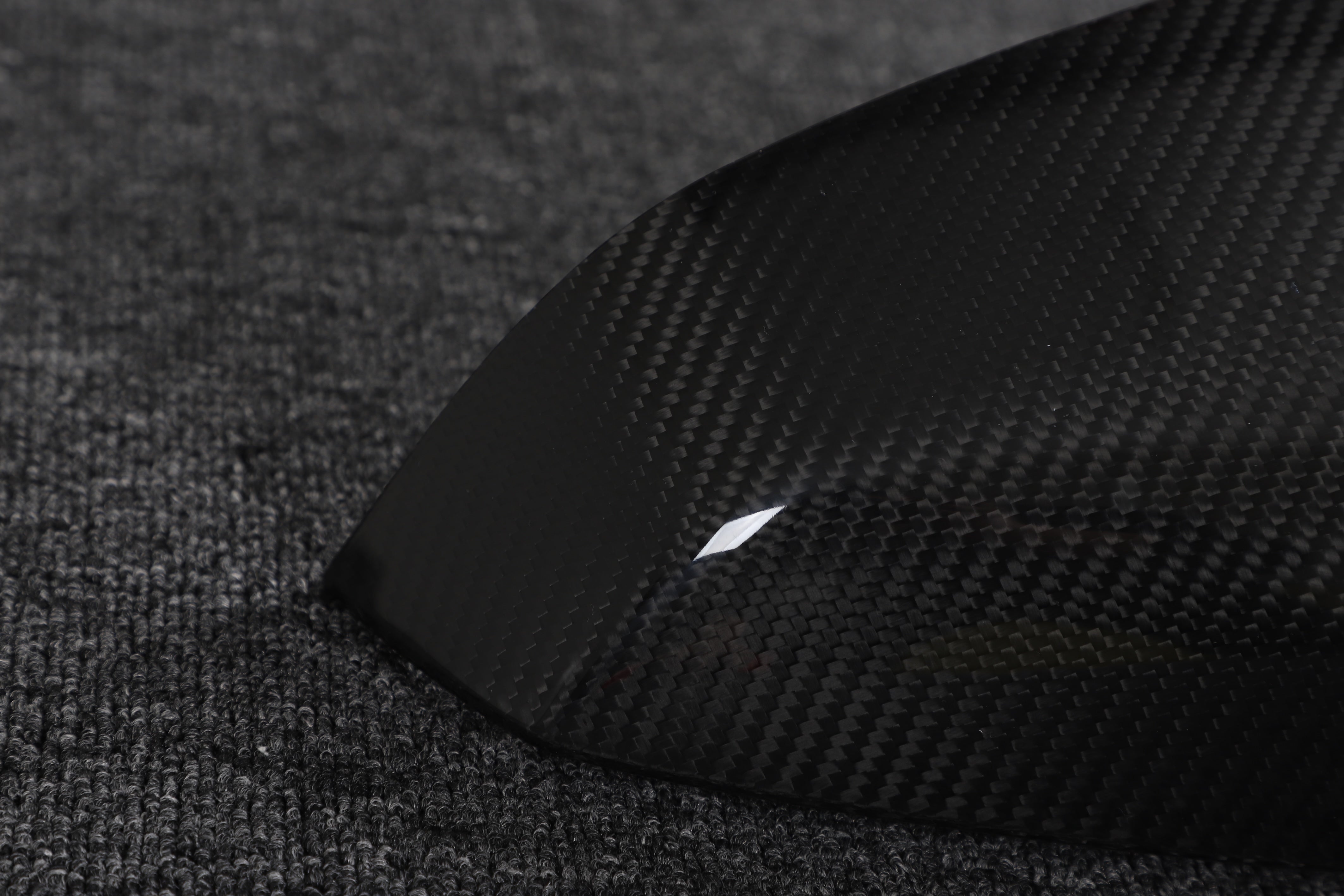 DynaCarbon™️ Carbon Side Mirror Cover for Tesla Model S Plaid 2021-2023