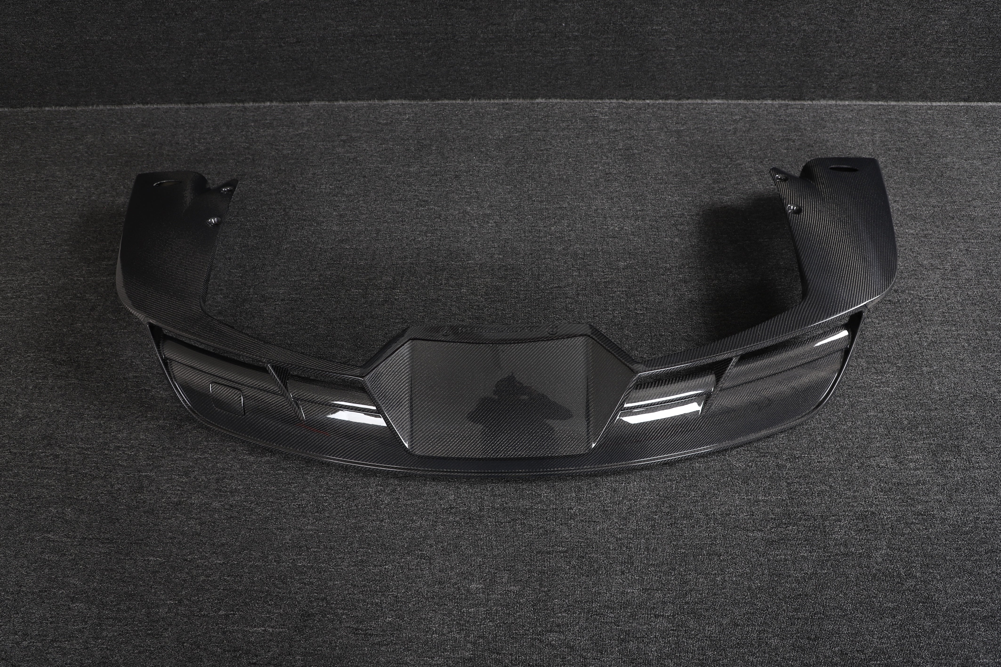 DynaCarbon™️ Carbon Rear Bumper Diffuser for Tesla Model S 2021-2023