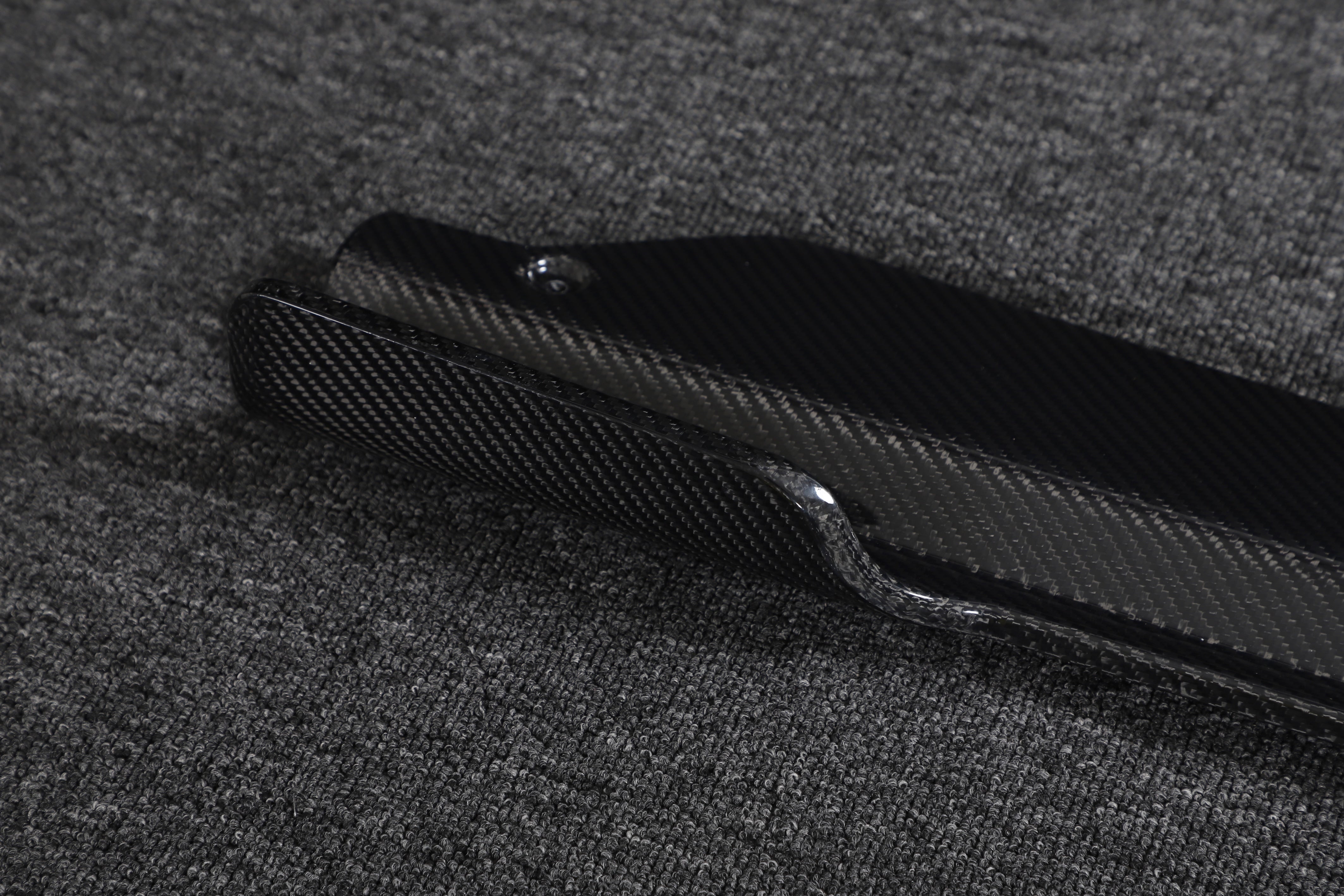 DynaCarbon™️ Carbon Fiber Side Skirts for Chevrolet Corvette C8 2020-2021