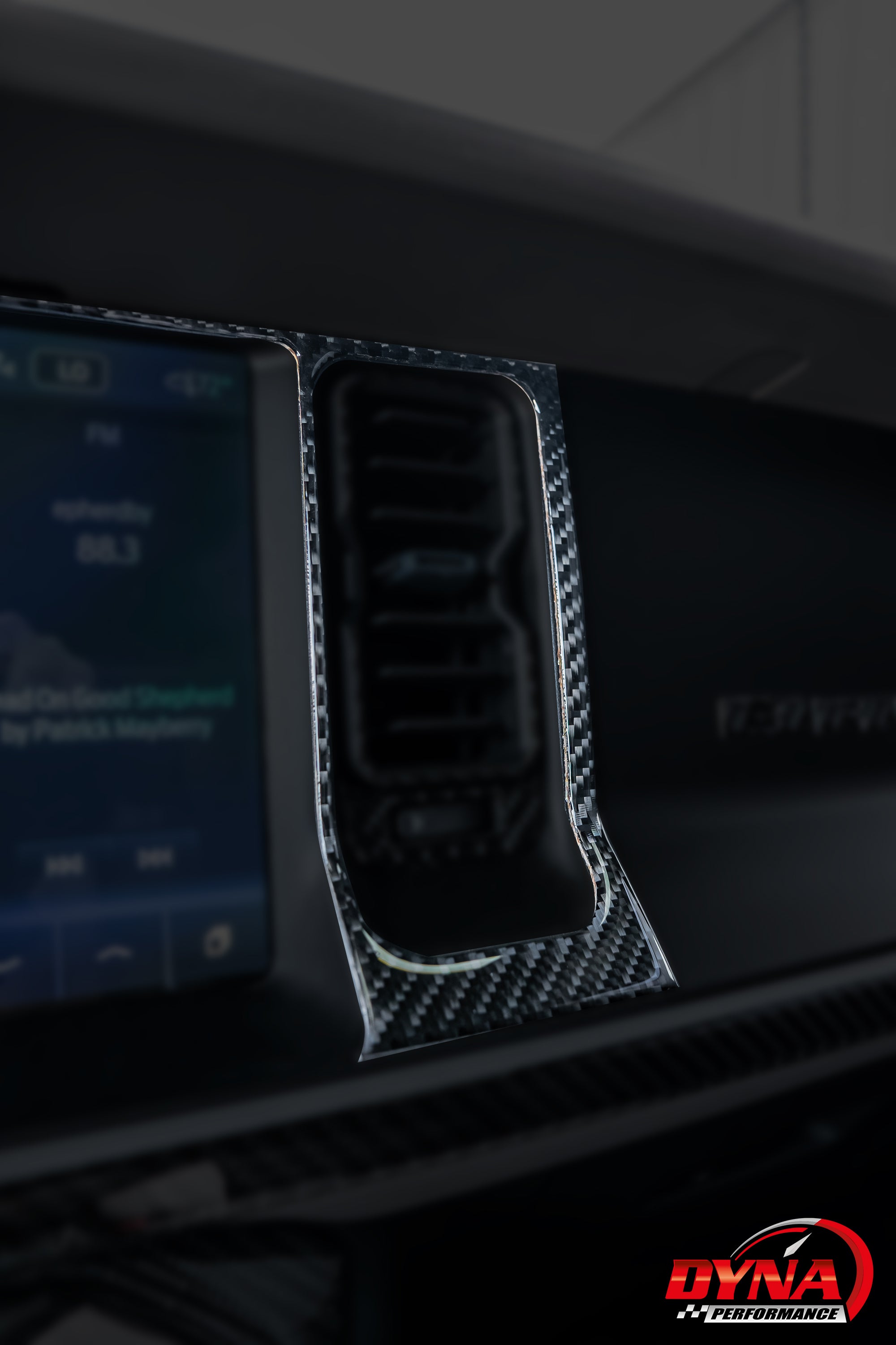 DynaCarbon™️ Carbon Multimedia Screen for Ford Bronco 2021-2024