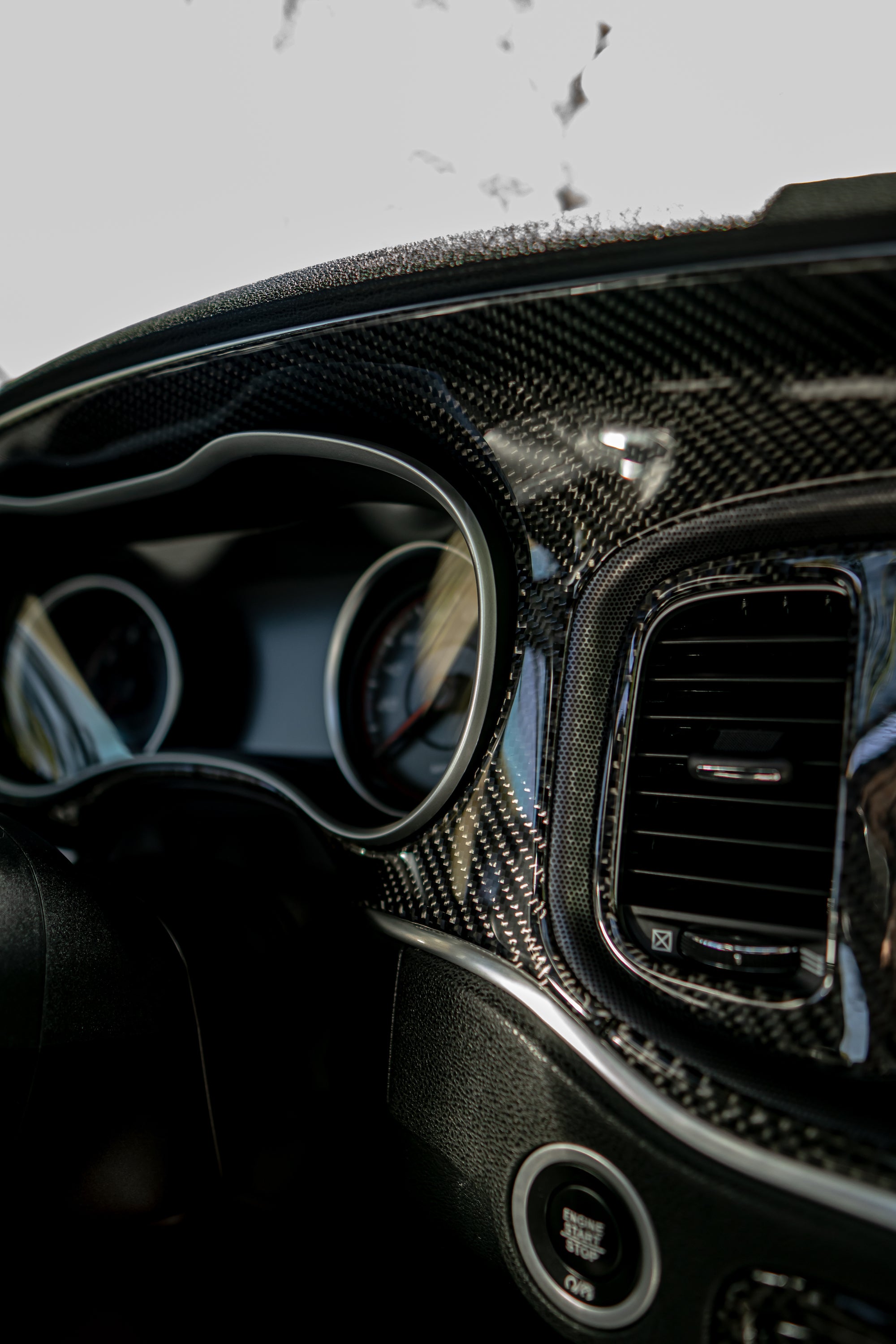 DynaCarbon™️ Carbon Fiber Full Dashboard Kit for Dodge Charger 2015-2022