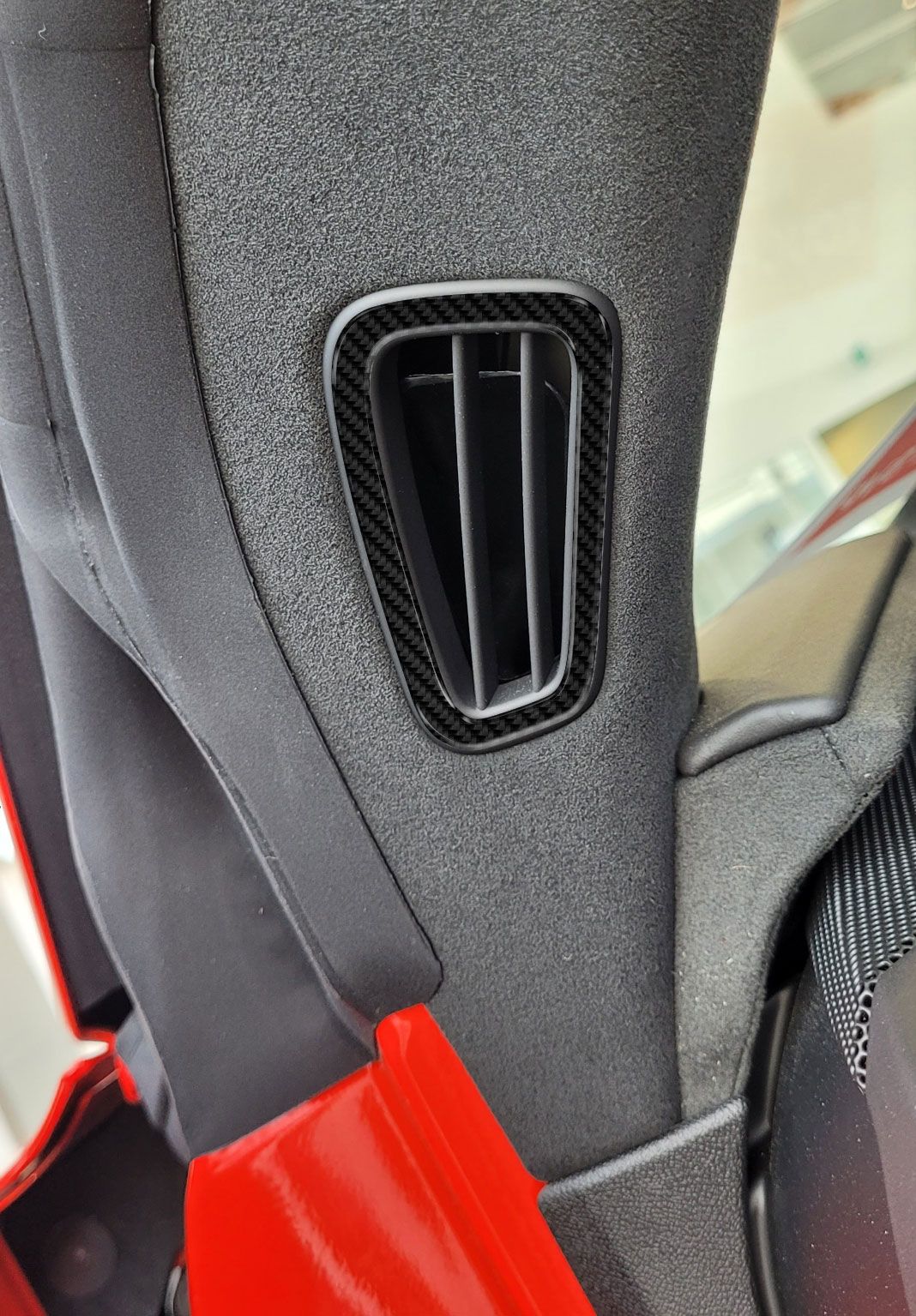 DynaCarbon™️ Carbon Upper Vents for Chevrolet Corvette 2020-2025