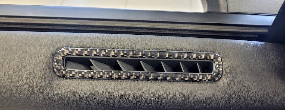 DynaCarbon™ Carbon Door Vents kit for Ford Mustang 2024-2026