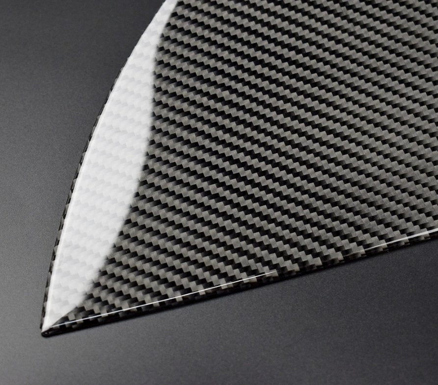 DynaCarbon™️ Carbon Fiber Rear Seat Armrest Panel for Dodge Challenger 2015-2023 (Will not fit Hellcat Widebody)