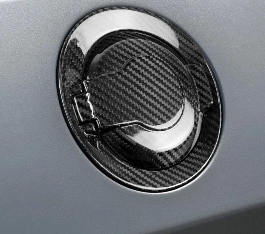 DynaCarbon™️ Hard Carbon Fiber Fuel Gas Cap Cover for Dodge Challenger SRT 2008-2020