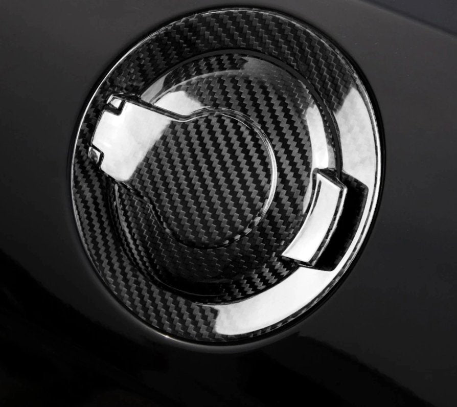 DynaCarbon™️ Hard Carbon Fiber Fuel Gas Cap Cover for Dodge Challenger SRT 2008-2020
